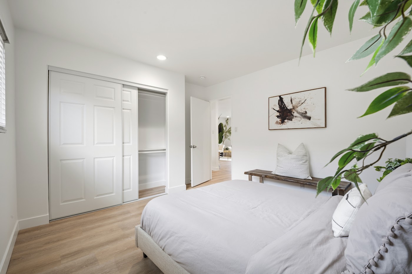 308 S Laurel