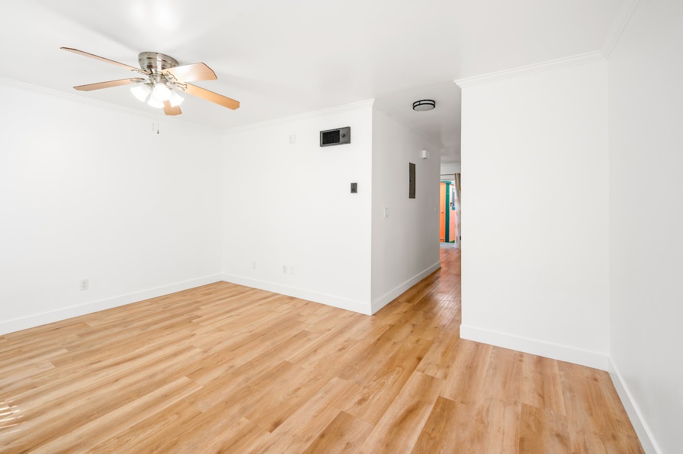 1602 N King