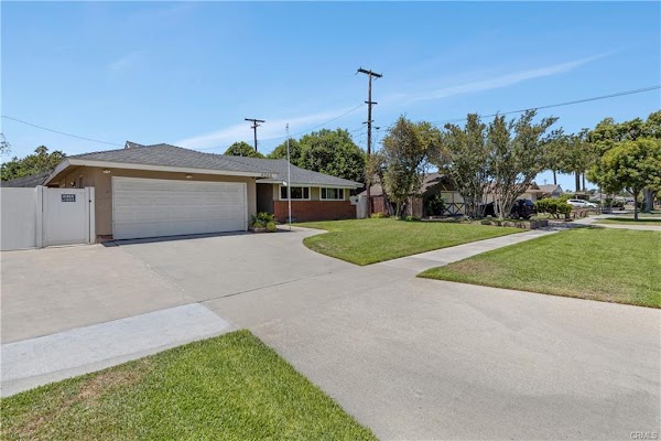 4244 Monroe Street, Riverside, CA 92504