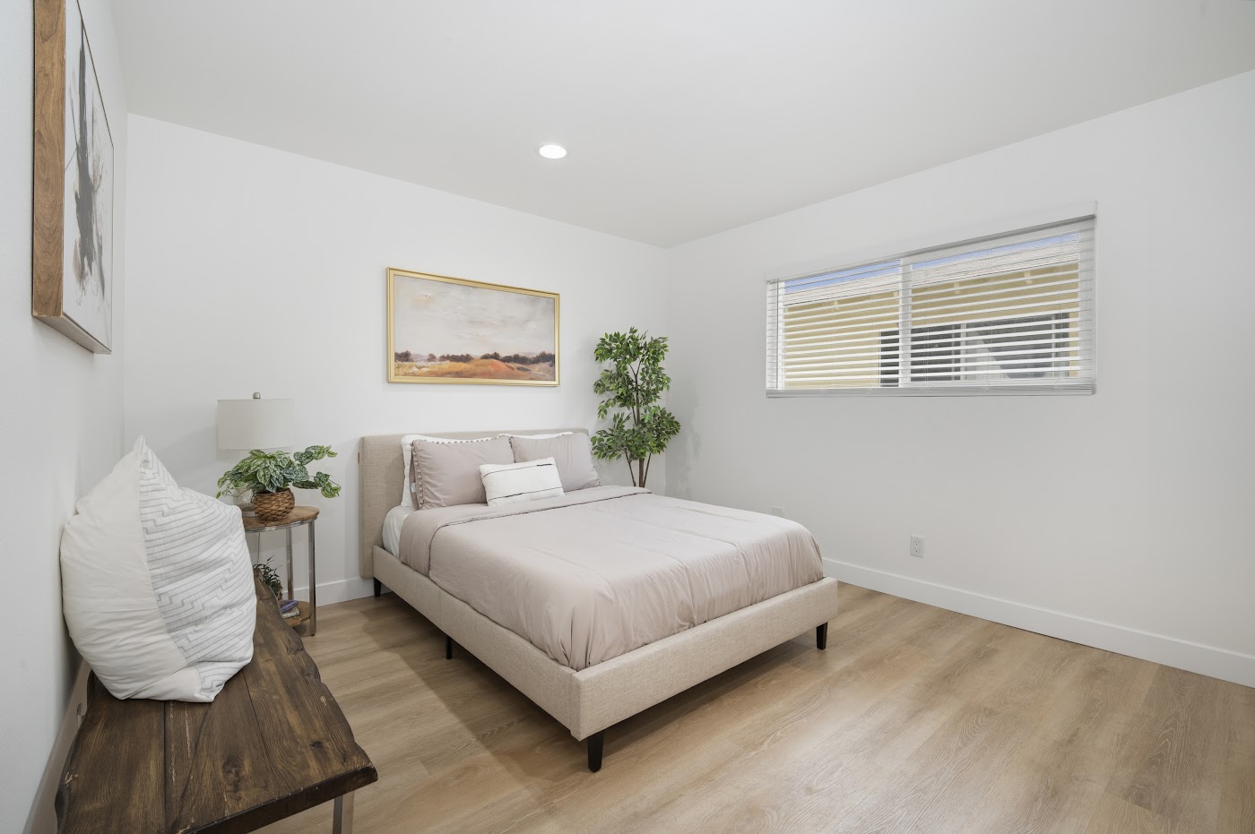 308 S Laurel