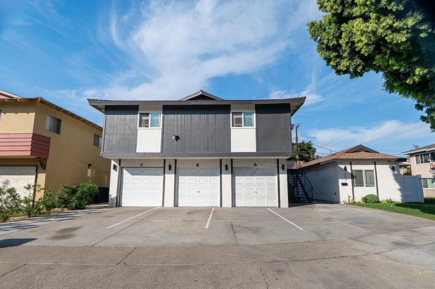 308 S Laurel