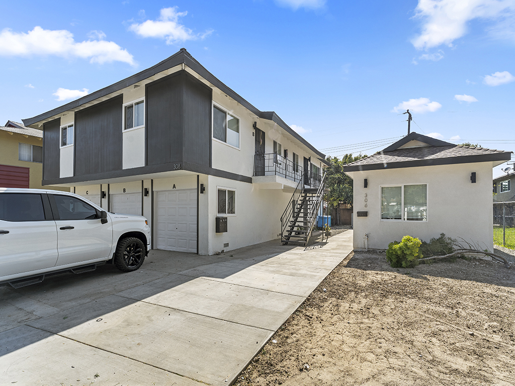 308 S Laurel