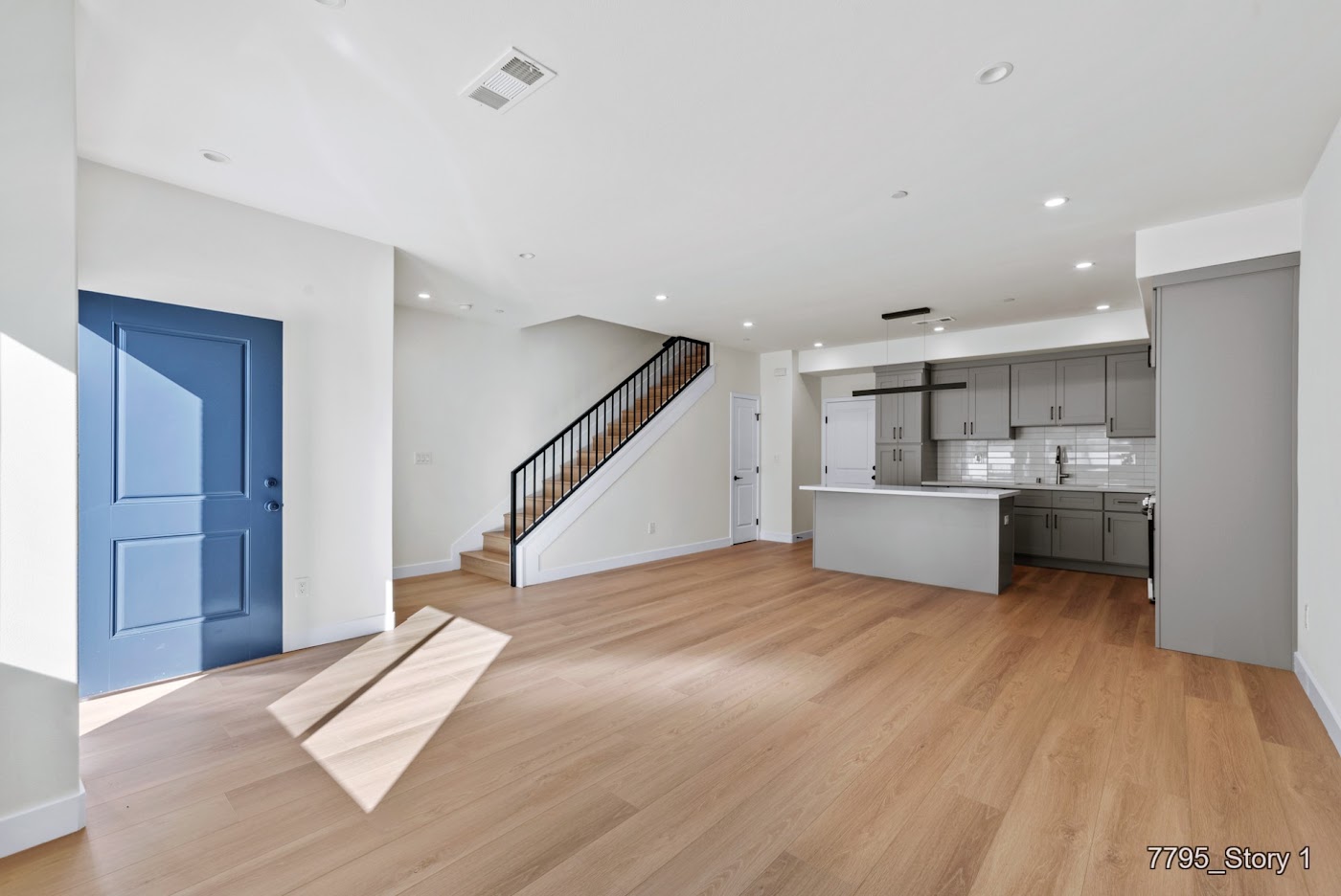 7791 - 7797  15th street