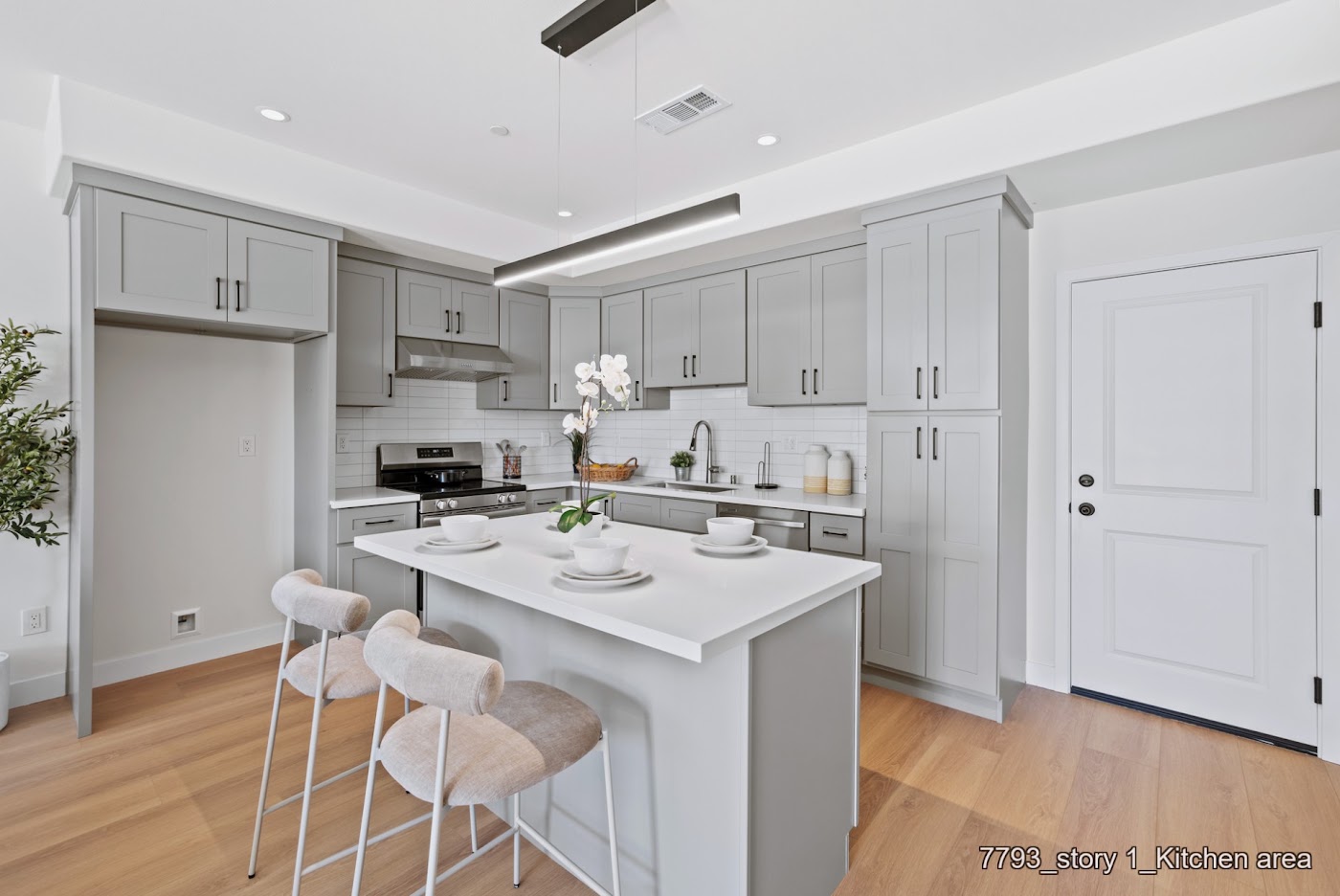 7791 - 7797  15th street