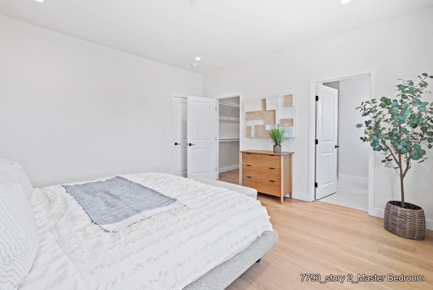 7791 - 7797  15th street