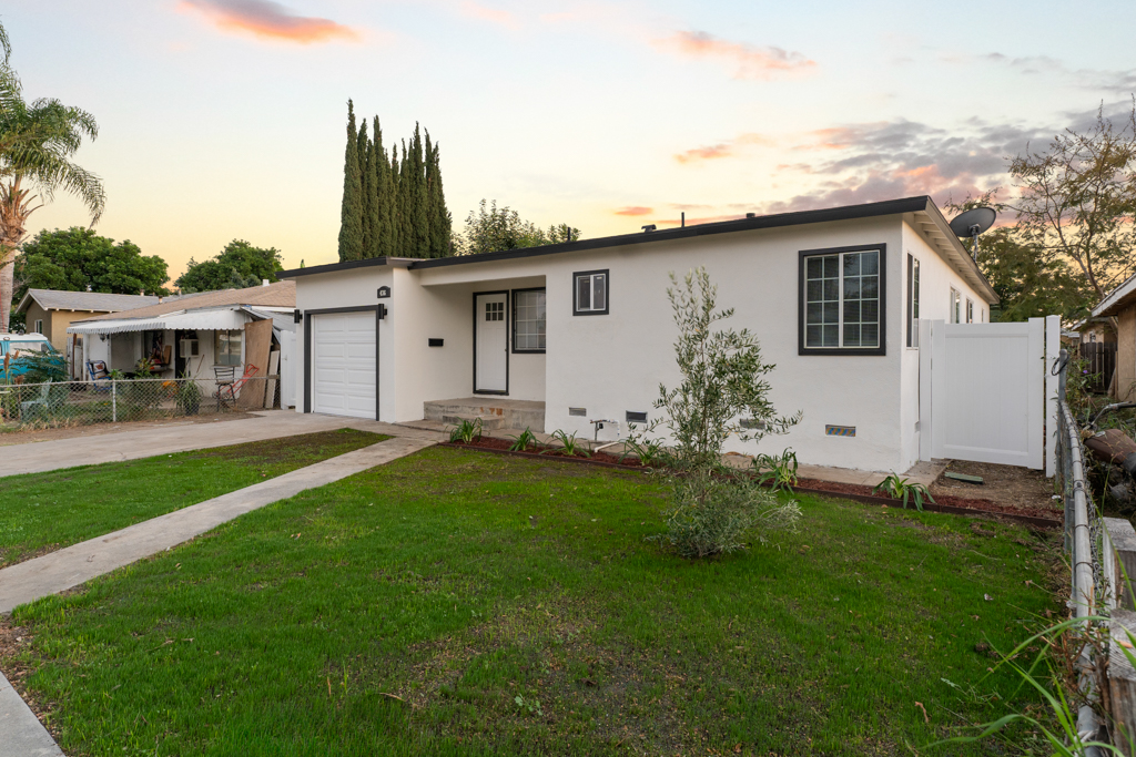 436 E Truslow
